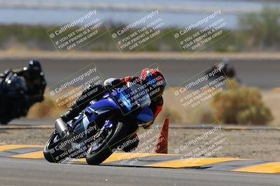 media/Oct-08-2022-SoCal Trackdays (Sat) [[1fc3beec89]]/Turn 14 (1050am)/